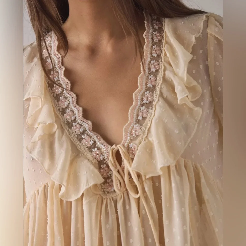 KIMCHI BLUE Bohemian Sheer Ivory Babydoll Tunic Top, M, NWT just beautiful - Picture 2 of 6